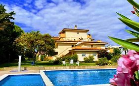 L'Escala Stil Calm ideal holidays